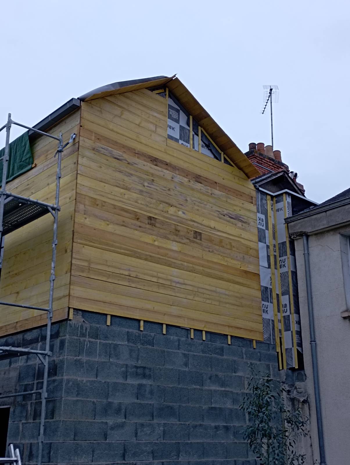 Extension maison avant/après – Nouva Habitat
